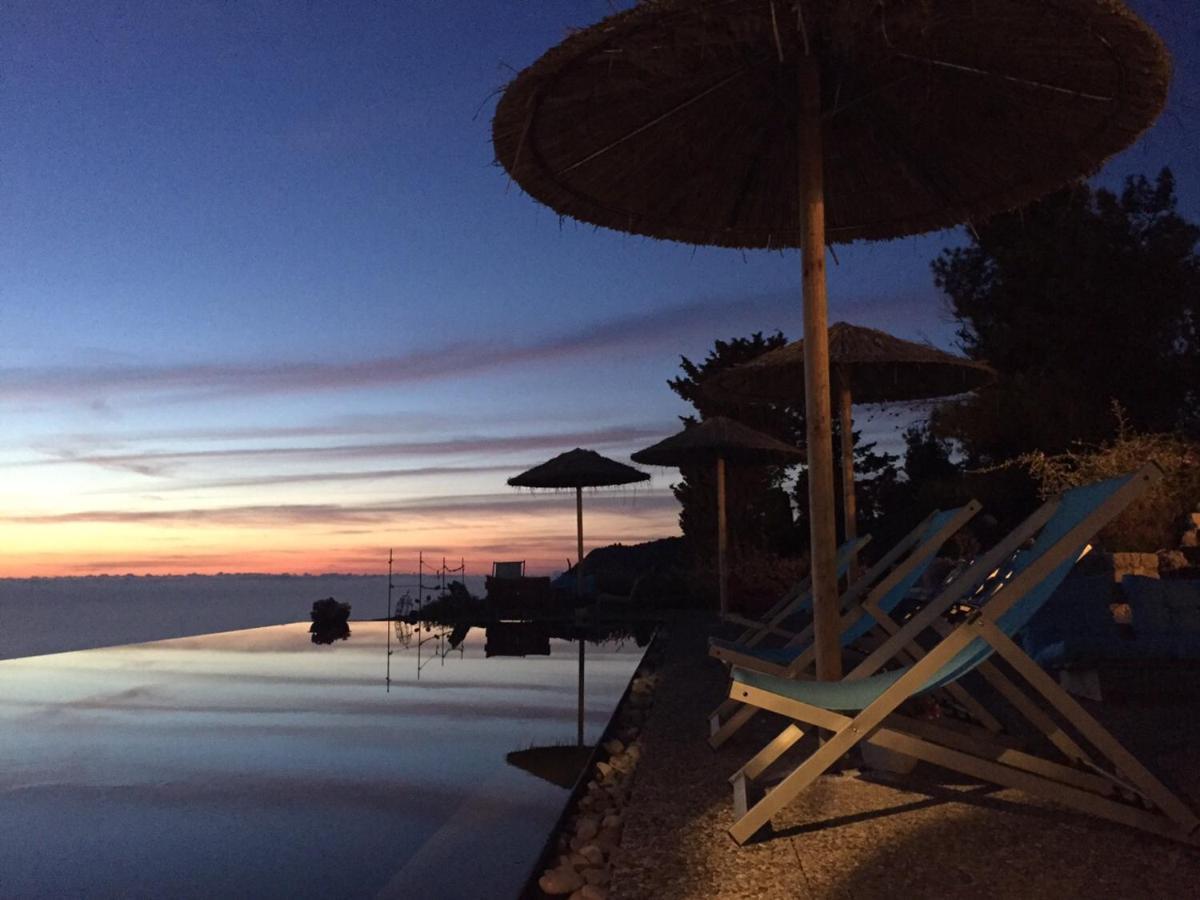 Serenity Boutique Suites Athánion Exteriör bild