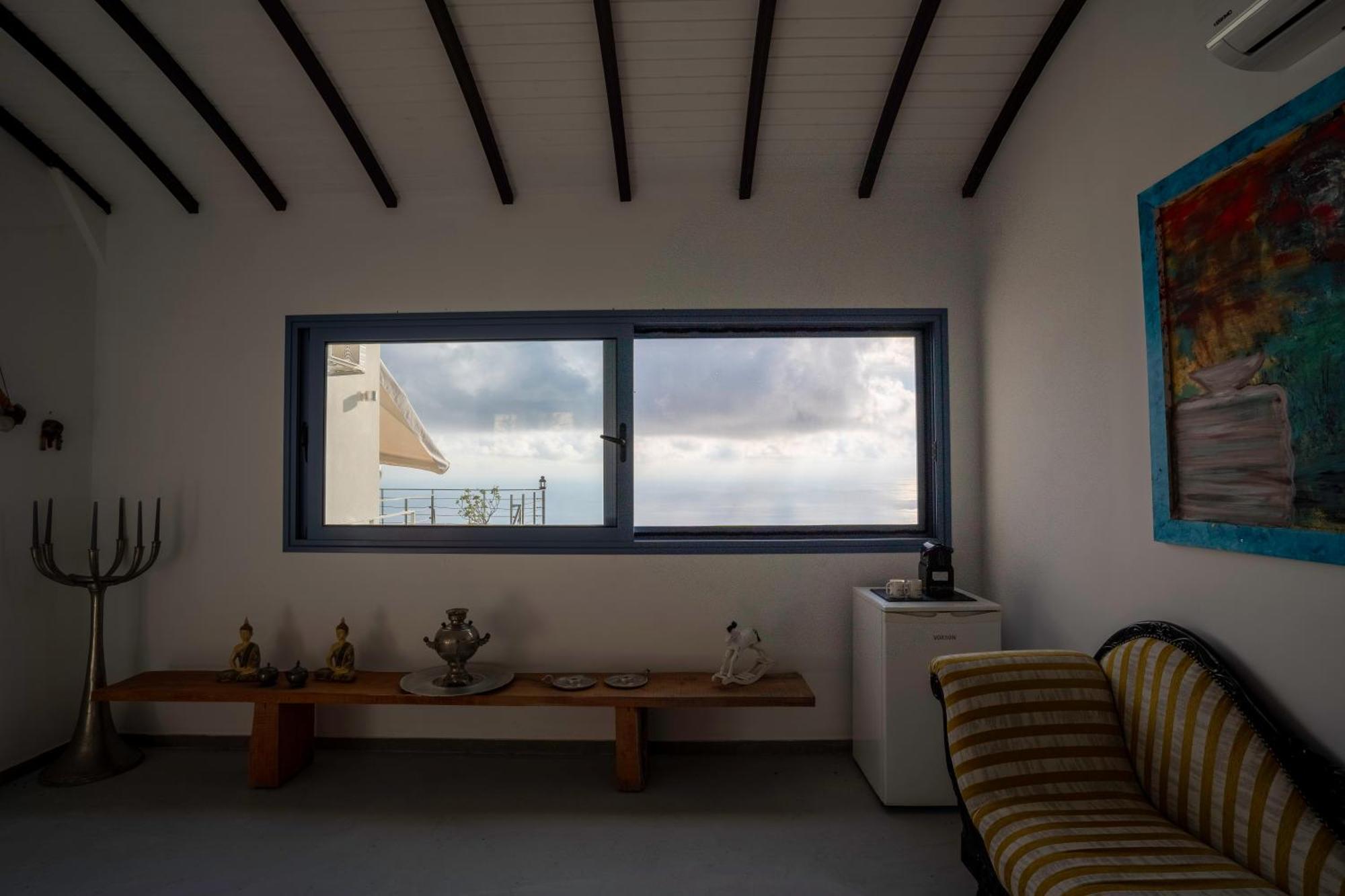 Serenity Boutique Suites Athánion Exteriör bild